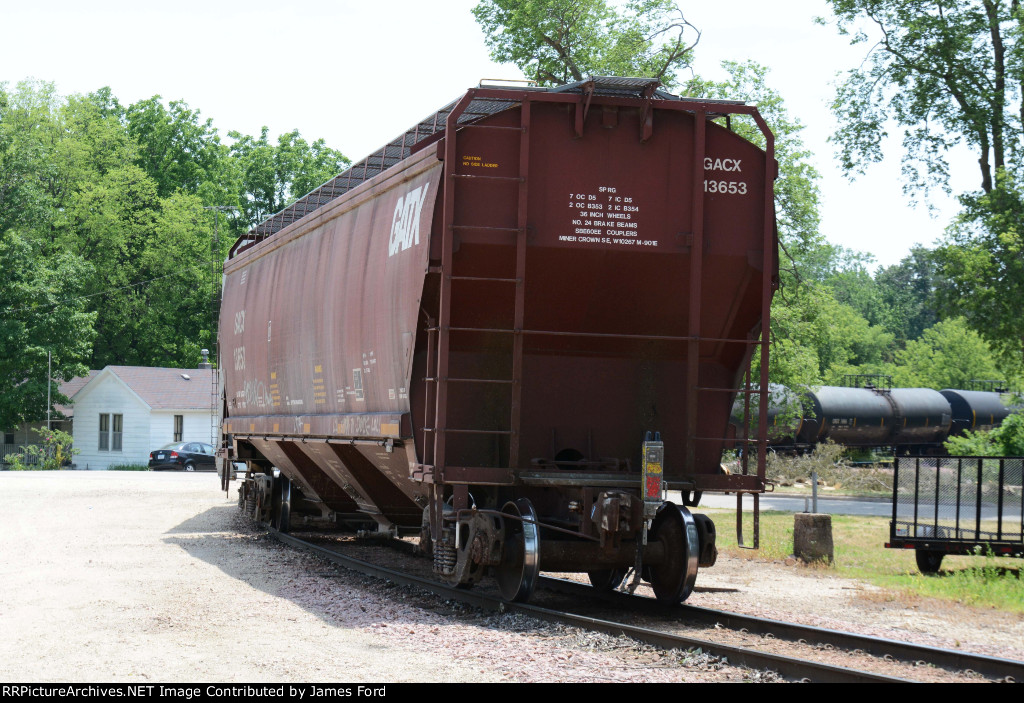 CN 5667 South